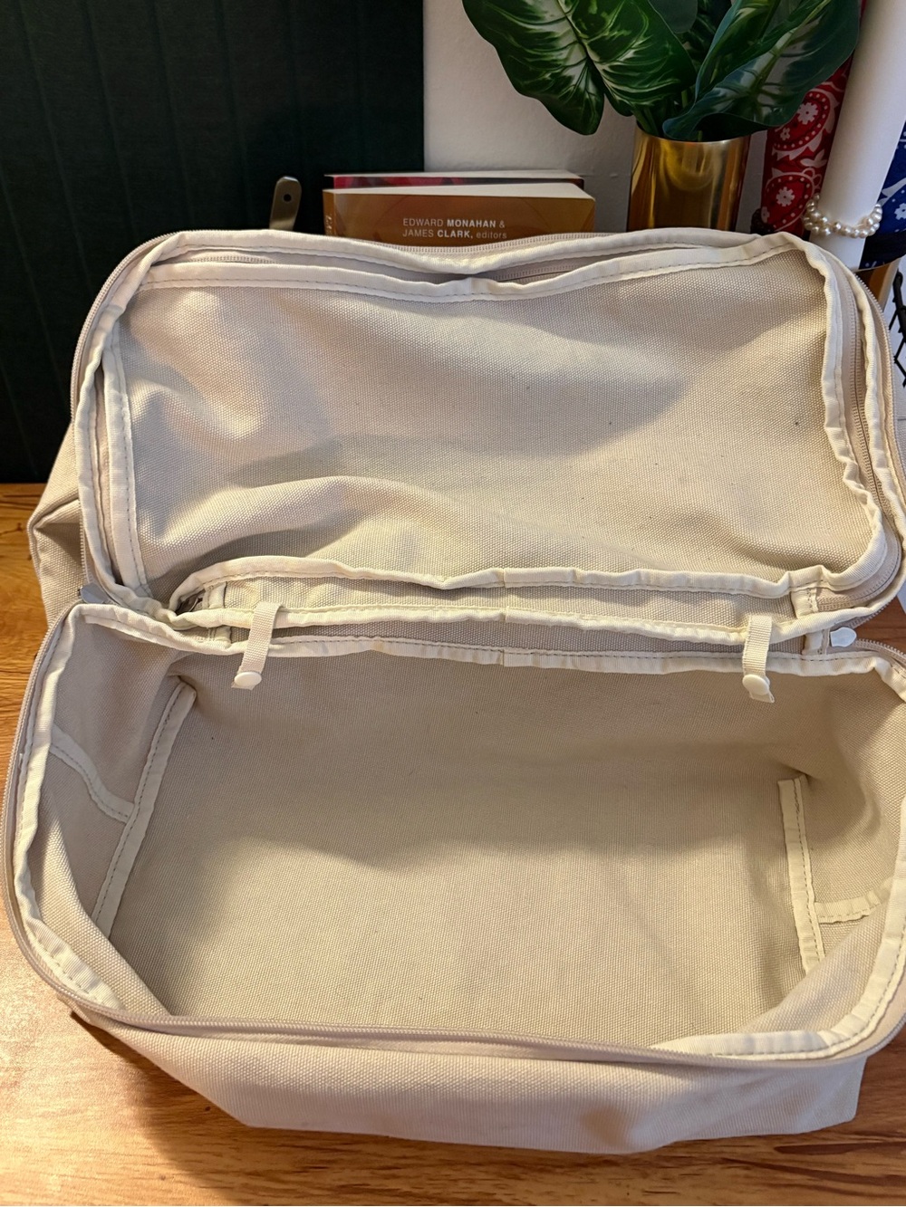 Lo and Sons The Catalina Deluxe | Large Tote Bag - Picture 12 of 16